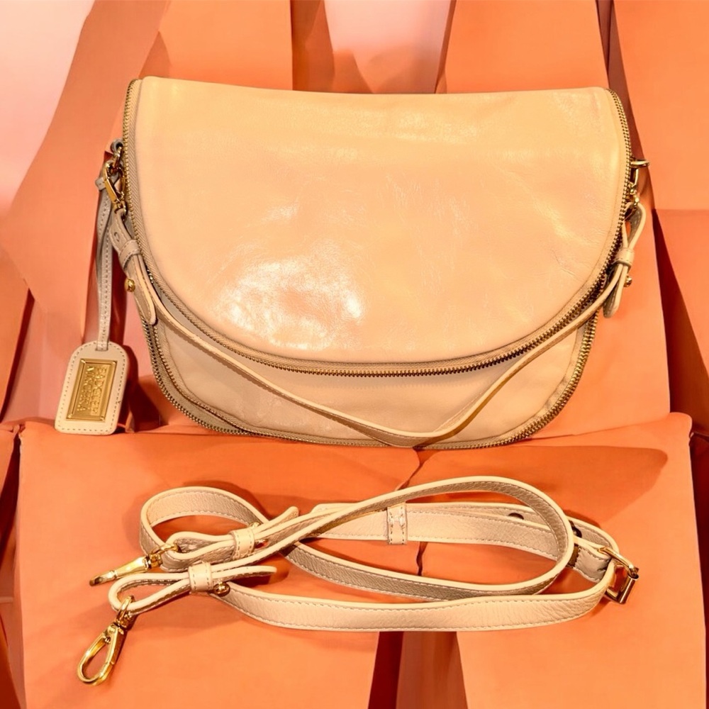 ✨ Badgley Mischka VINTAGE Peach/Cream Leather Crossbody Bag Gold Hardware EUC